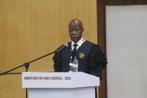 Venerando Presidente do Tribunal Supremo, Adelino Muchanga.